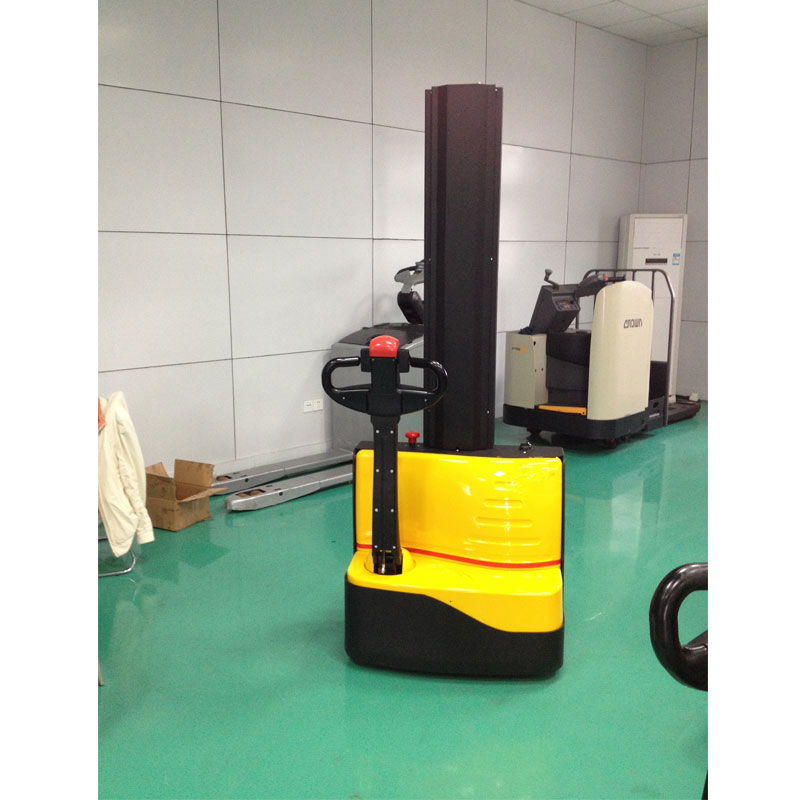 1.0 Ton Electric Stacker ELES-10s